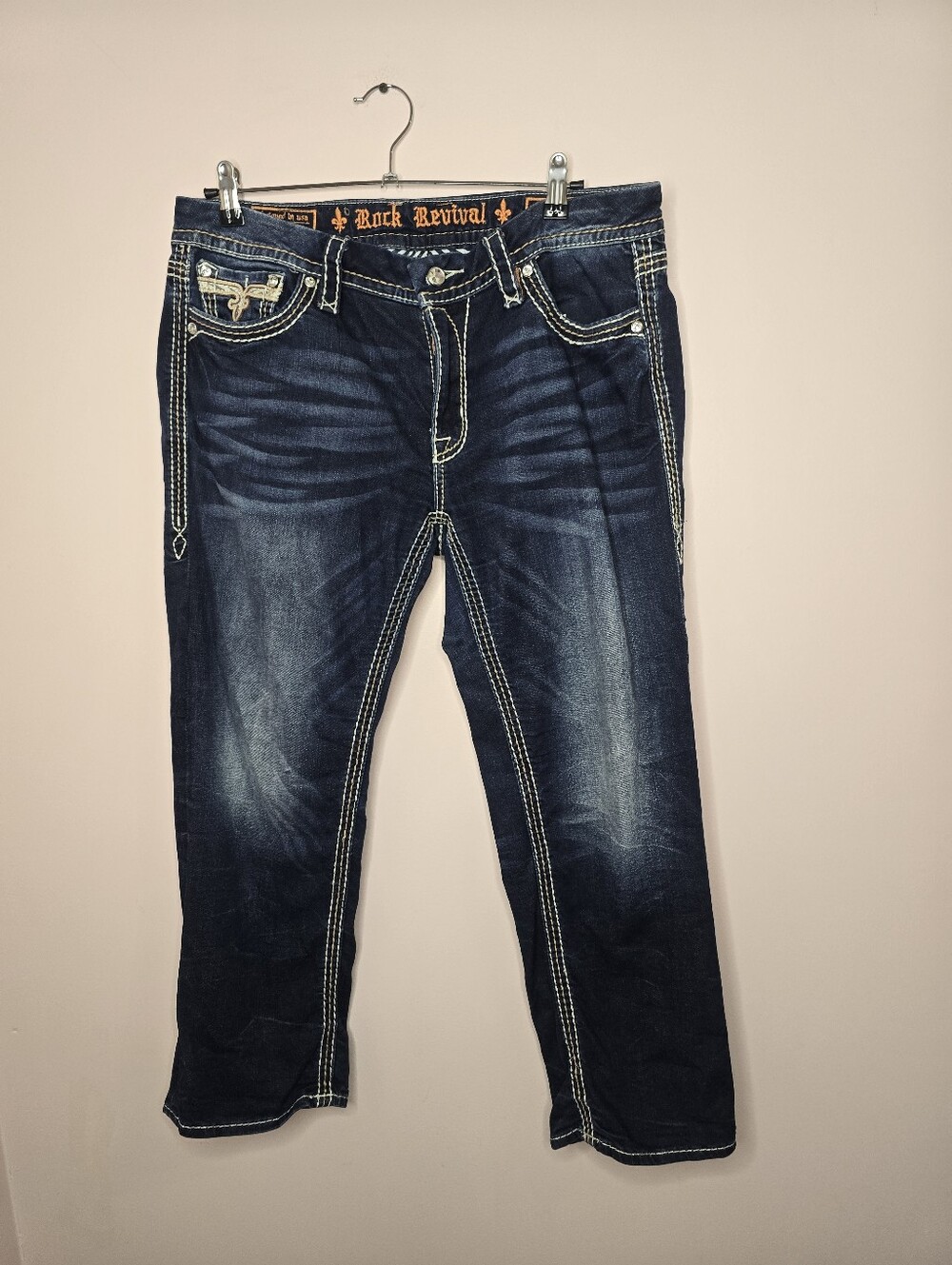 Like New Rock Revival Sorel Capri jeans Size 34